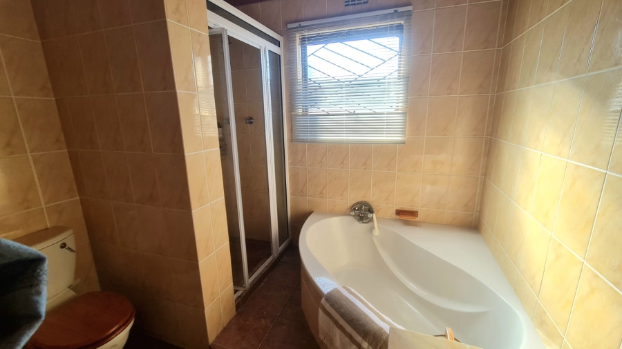 2 Bedroom Property for Sale in Belhar Western Cape